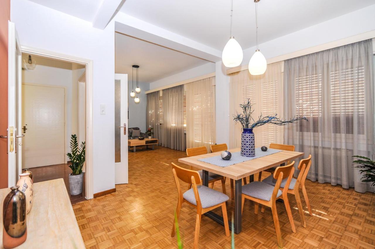 The Elegant. Spacious City Center Apartment. Iraklio Exteriér fotografie